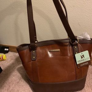 🎉 SALE 🎉 NWT Stone & Co Leather Purse